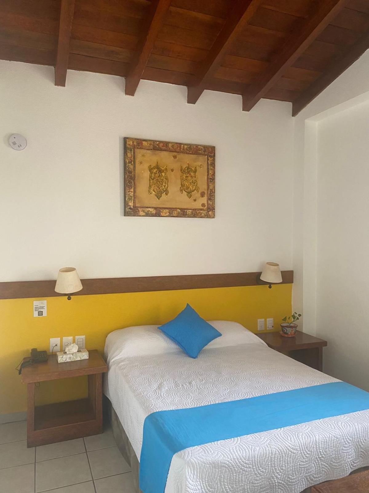 Hotel Pez Vela Manzanillo Exterior foto