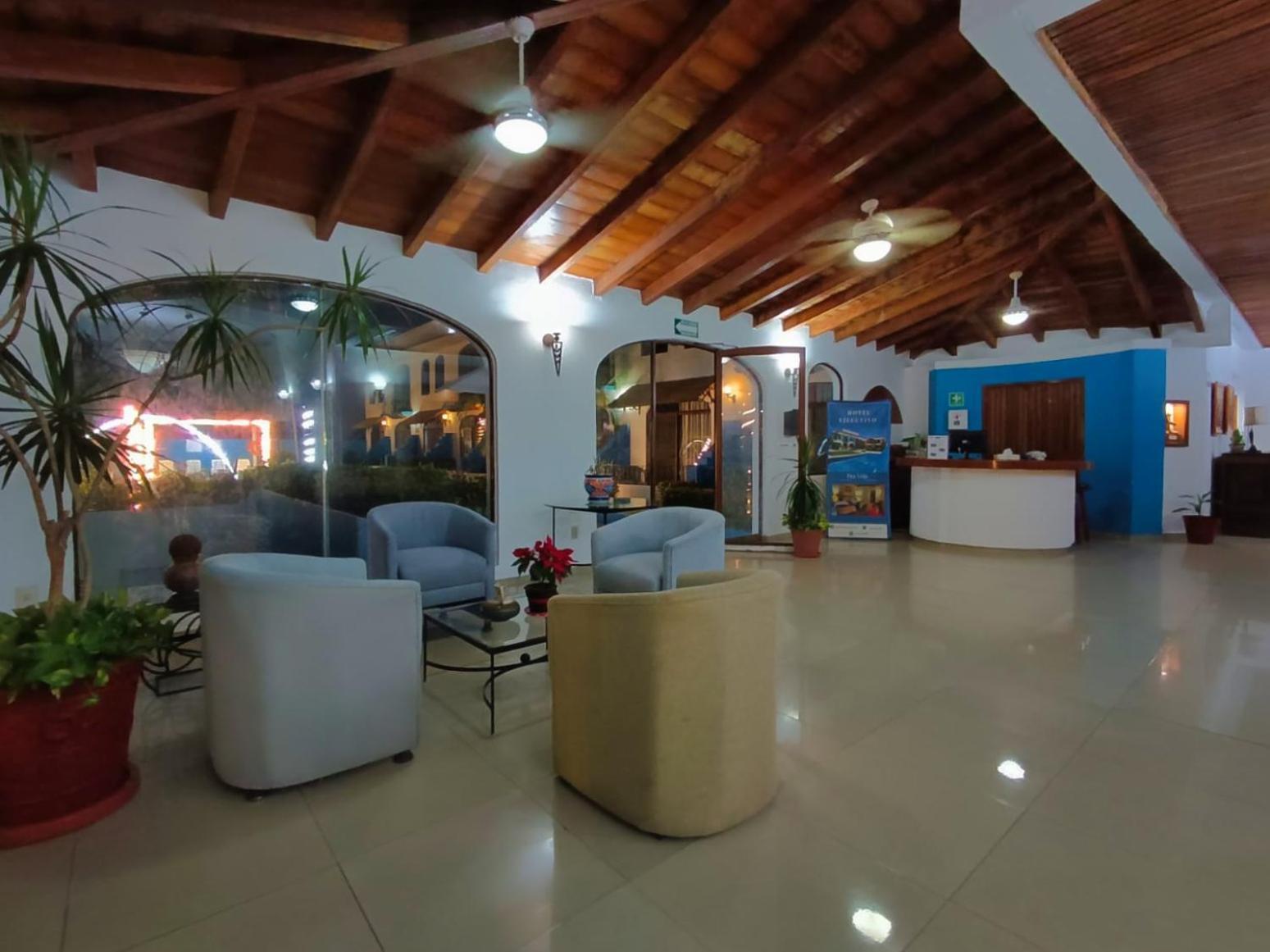 Hotel Pez Vela Manzanillo Exterior foto
